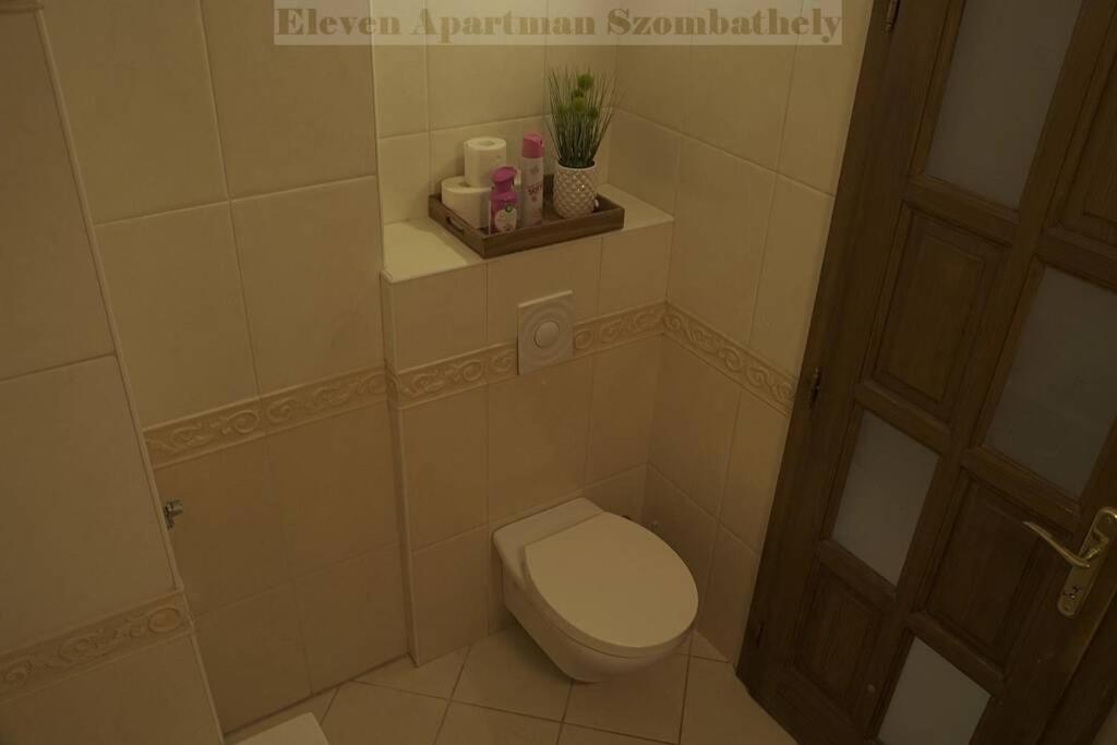 Apartament Eleven Apartman Szombathely Zewnętrze zdjęcie